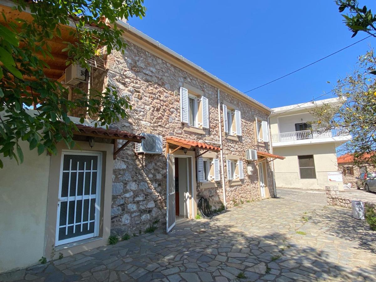 Barbajonn'S Stone House Villa Monemvasía Exterior photo